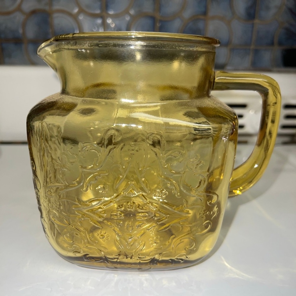 COPY - VINTAGE AMBER COLORED PITCHER BY FEDERAL GLASS CO//MADRID PATTERN//1930’s